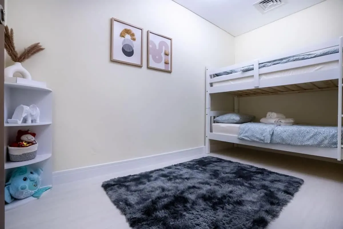 Incredible Downtown Location Apartment Dubai